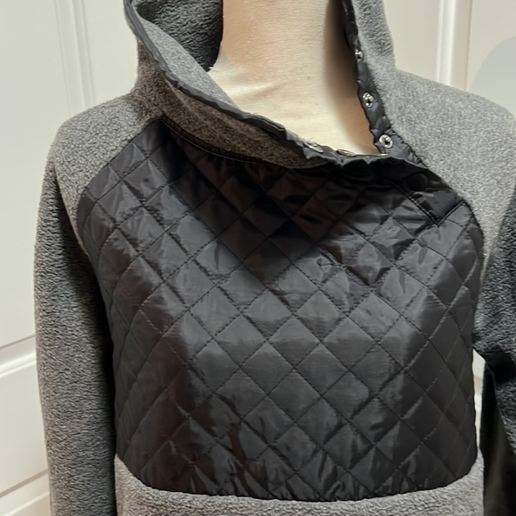 DIP fleece pullover - Picture 2 of 5